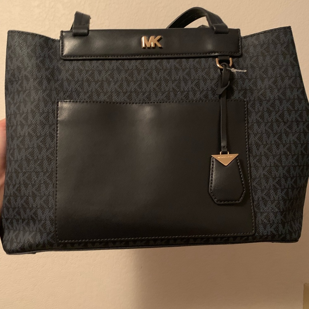 Mk purse